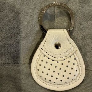 Banana Republic White Leather Key Chain Vintage Design for Automobile Ca…